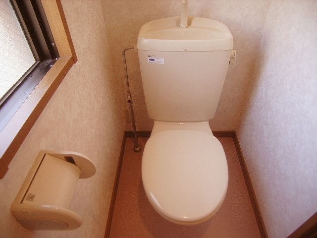 トイレ　別号室