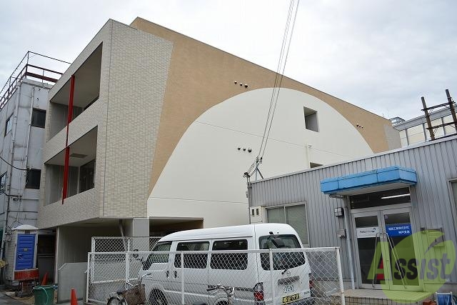 建物外観　ワンフロア４戸で全て角部屋になります