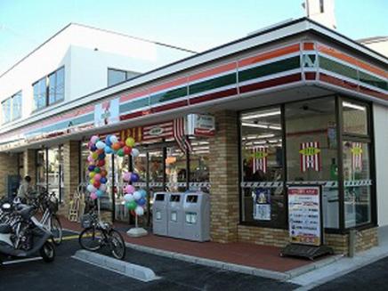コンビニ　セブンイレブン 大阪大桐2丁目店（コンビニ）まで378m