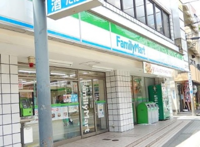 コンビニ　ファミリーマート立川錦町店（コンビニ）まで642m