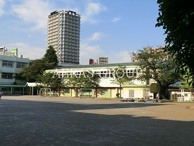 小学校　板橋区立板橋第二小学校（小学校）まで458m