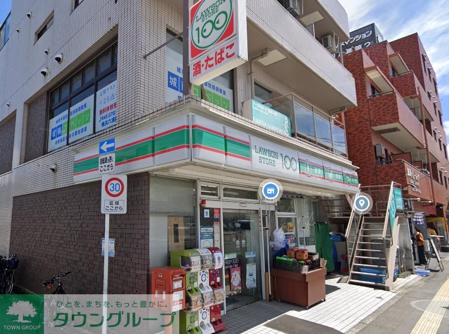 コンビニ　ローソンストア100金沢六浦一丁目店（コンビニ）まで140m