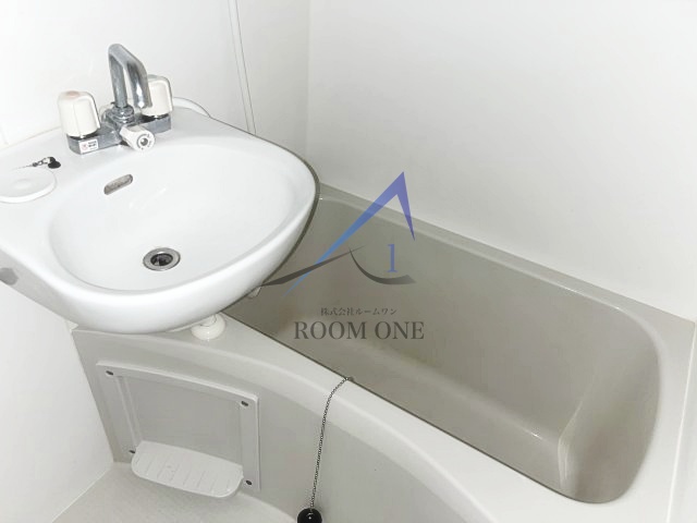 バス・シャワールーム　お風呂です。