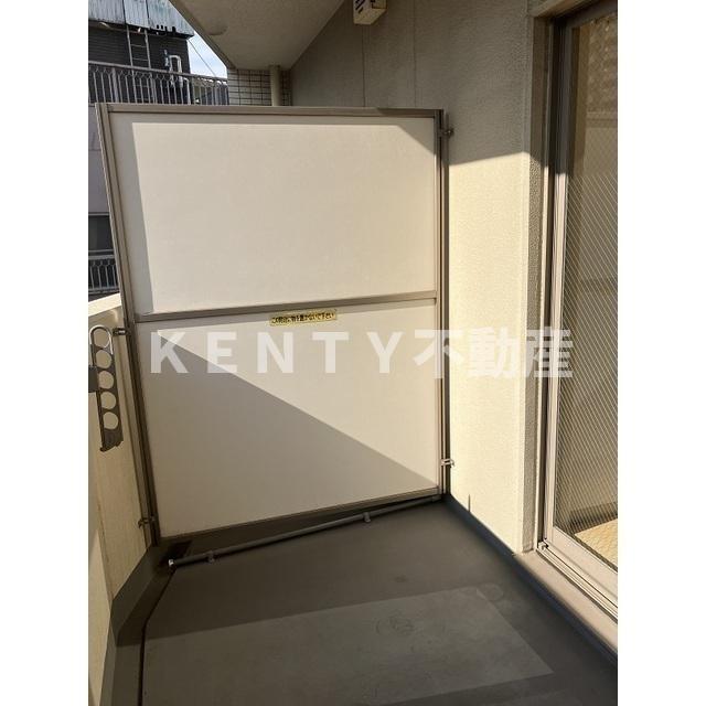 バルコニー　落ち着いた時間を過ごせるバルコニーです