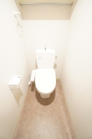 トイレ　※同物件・同タイプの写真です。