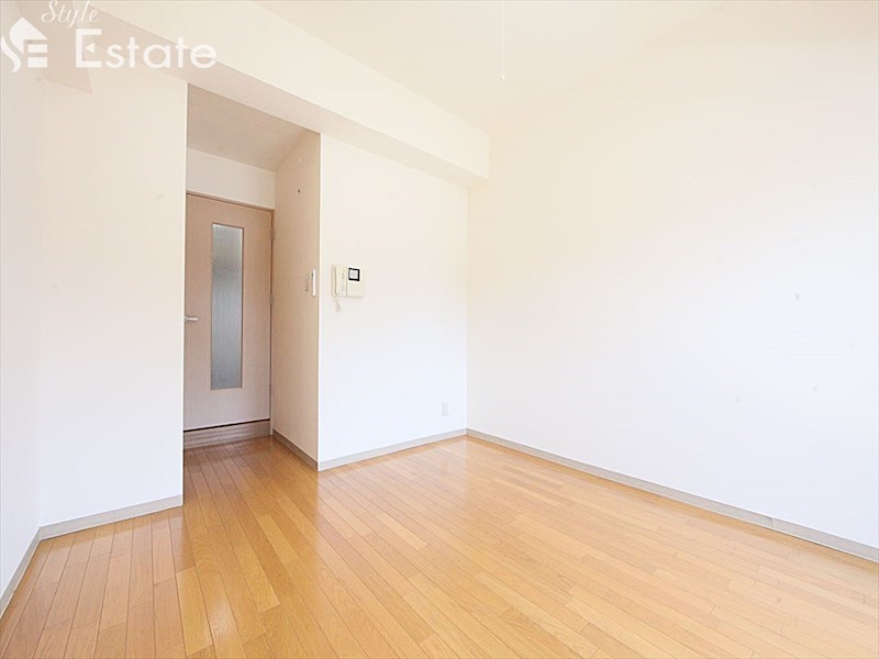 居室・リビング　内装