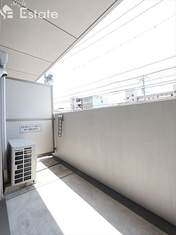 バルコニー　バルコニー