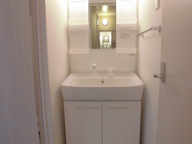 洗面設備　洗面化粧台