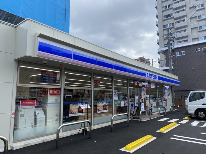 コンビニ　ローソン広島宇品神田五丁目店（コンビニ）まで408m