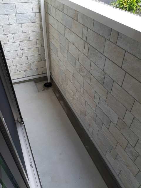 バルコニー　バルコニー