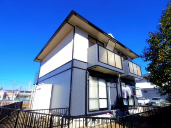 建物外観　落ち着いた雰囲気の外観です