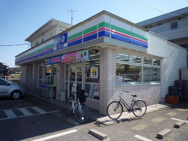 コンビニ　スリーエフ（コンビニ）まで900m