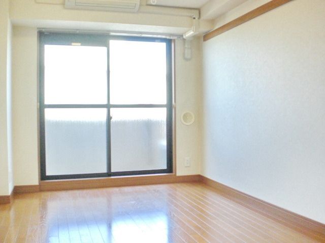 その他部屋・スペース　★エアコン付き★