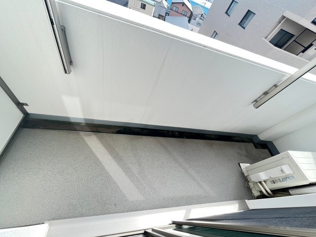 バルコニー　別部屋１号室