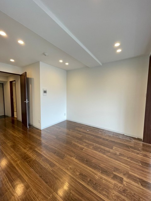 居室・リビング　別部屋１号室