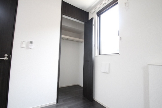 収納　※別部屋の写真です