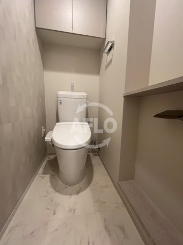 トイレ　コンフォリア・リヴ北浜淡路町　トイレ