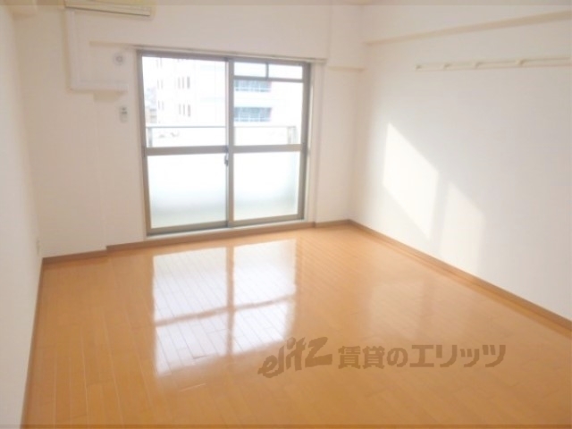 居室・リビング　居室