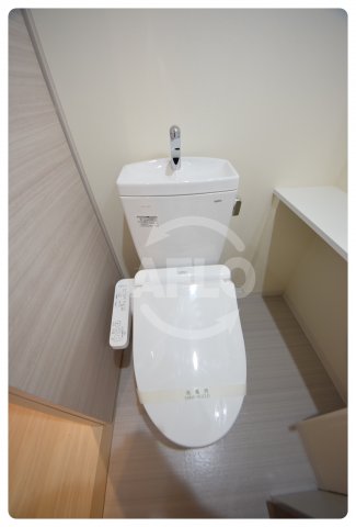 トイレ　La CASA玉造　温水洗浄便座