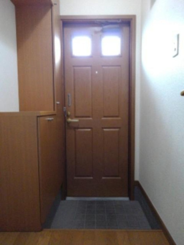 玄関　図面と現状に相違がある場合には現状を優先