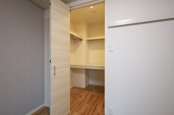 収納　※別部屋の写真です