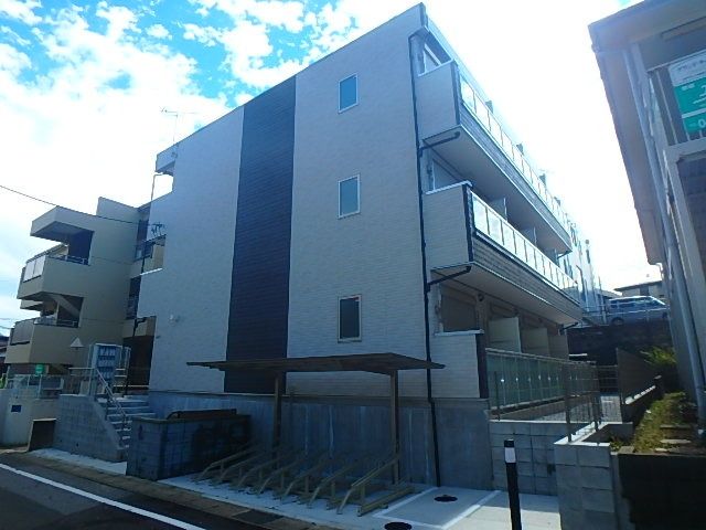 建物外観　礼金0敷金0　WiFiネット無料