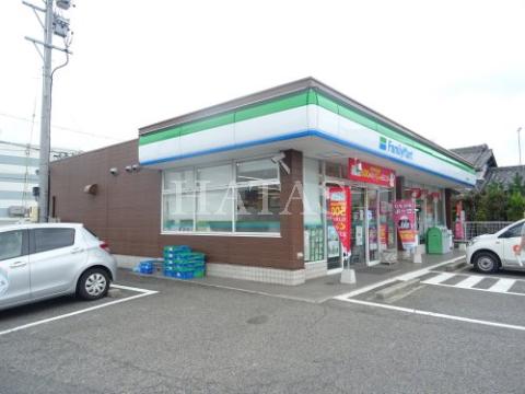 コンビニ　ファミリーマート　矢田小南店（コンビニ）まで500m