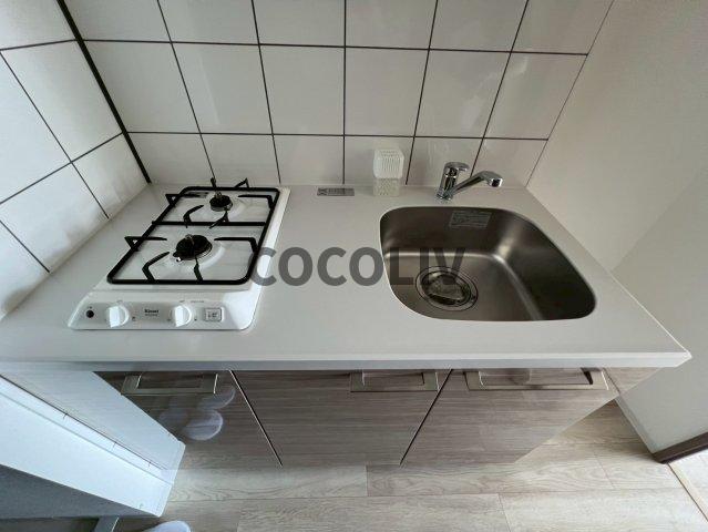 キッチン　同物件別部屋写真