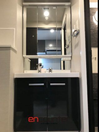 洗面設備　収納