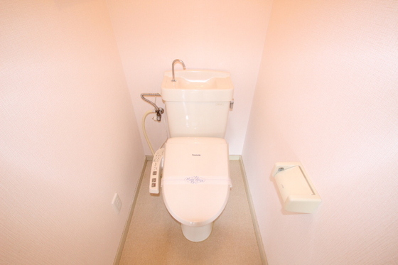 トイレ　※別号室のお写真です