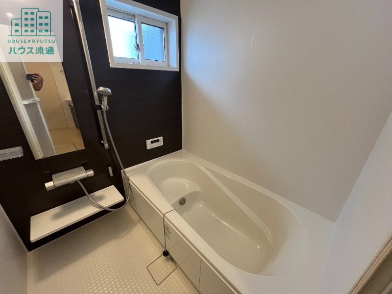 バス・シャワールーム　※同タイプ別号室のお写真です