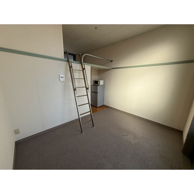 居室・リビング　ロフト付き