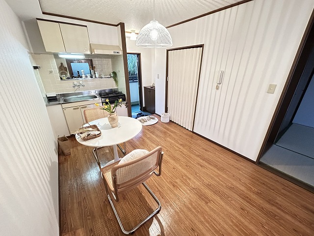 居室・リビング　※別部屋参考写真