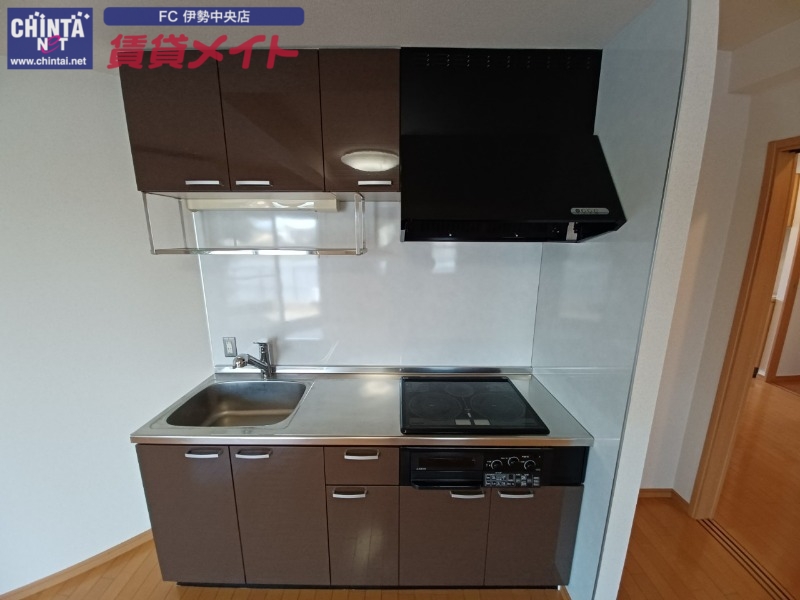 キッチン　同型反転参考写真