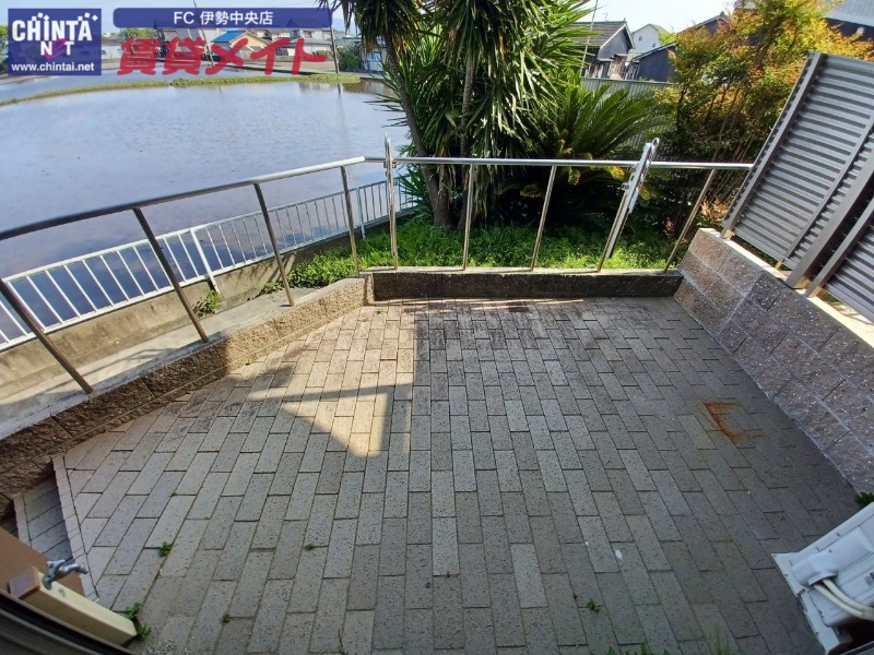 バルコニー　同型反転参考写真