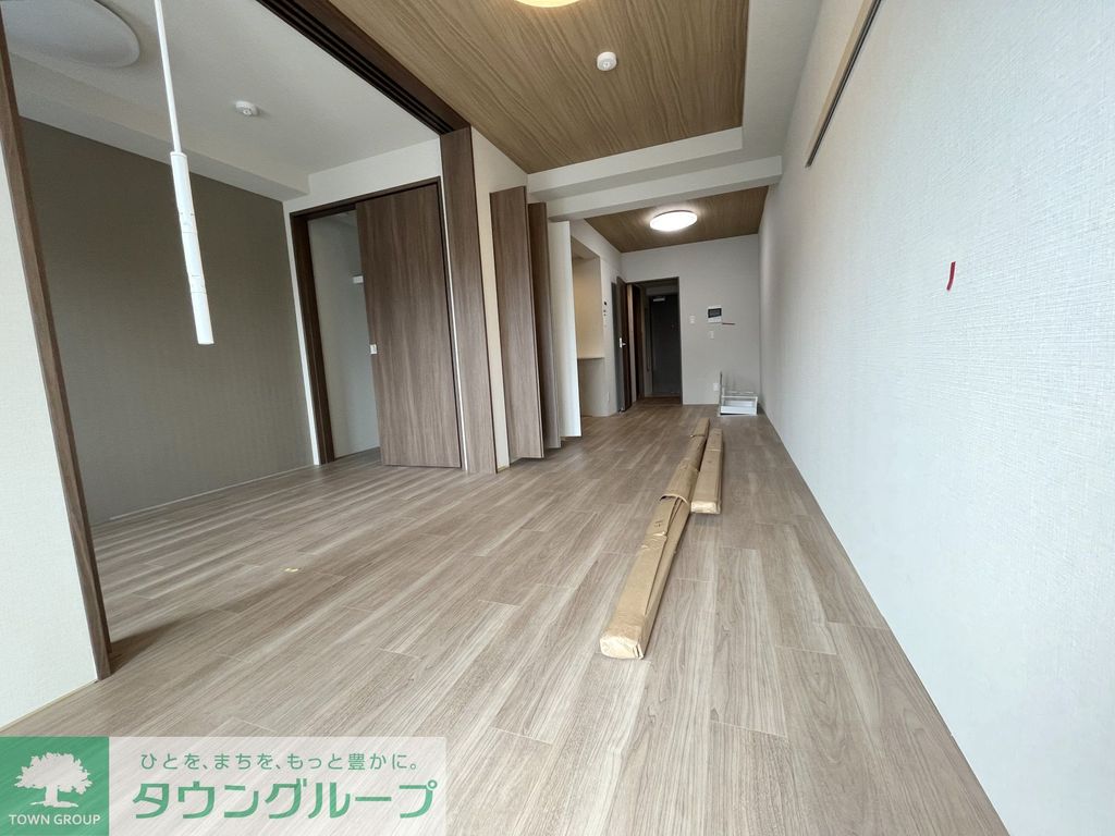 居室・リビング　駐車場