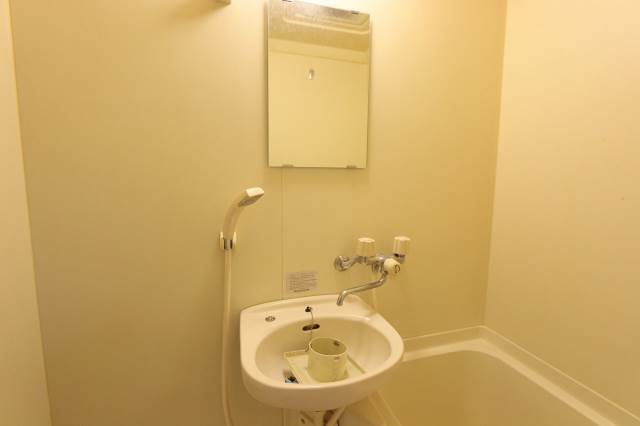 洗面設備　３０５