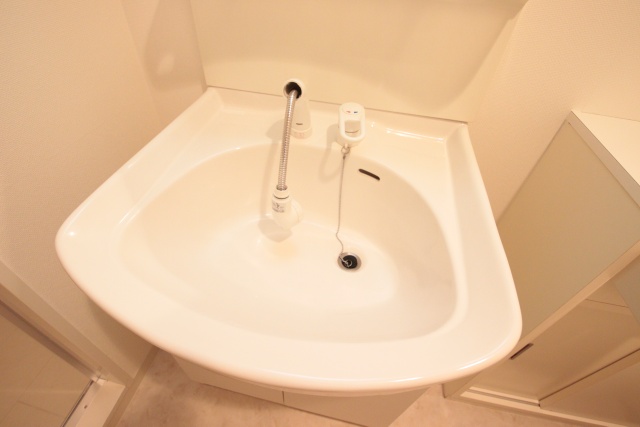 洗面設備　※別室の参考写真の為、現況優先です。