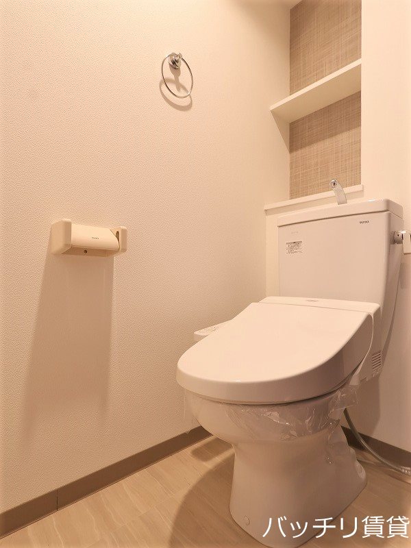 トイレ　同室タイプ掲載の為現況を優先します。