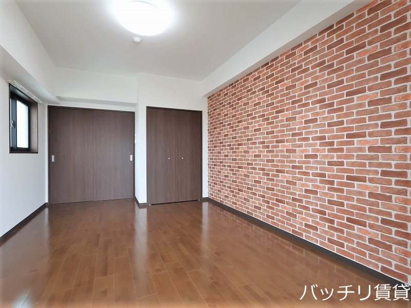 居室・リビング　同室タイプ掲載の為現況を優先します。