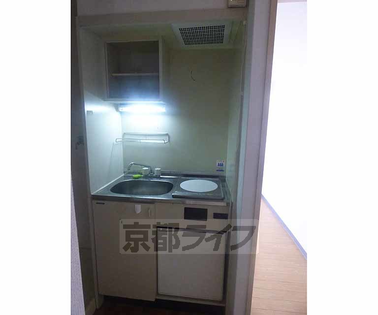 キッチン　キッチンです。