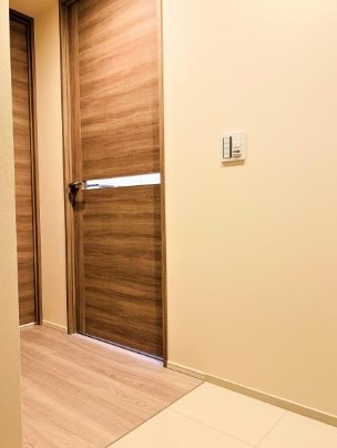 玄関　※反転タイプ