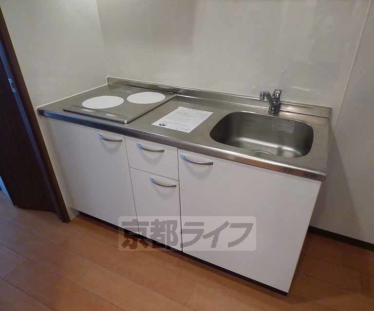 キッチン　キッチンです。