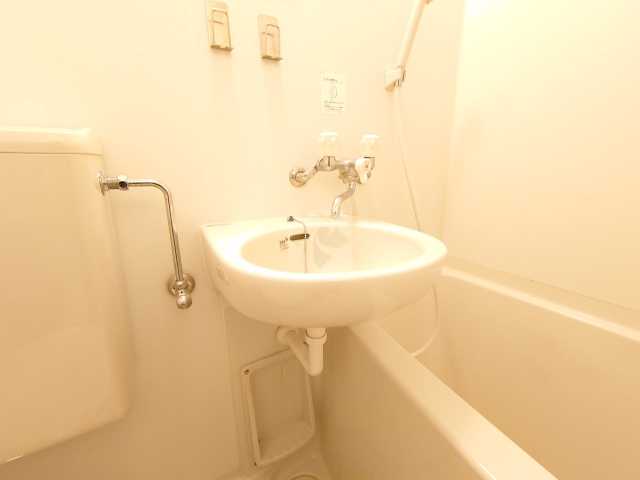 洗面設備　G APARTMENT B