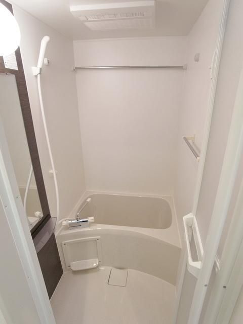 バス・シャワールーム　疲れを癒すバスタイム