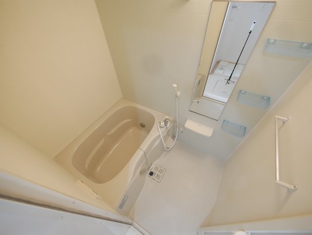 バス・シャワールーム　★清潔感のあるお風呂です★