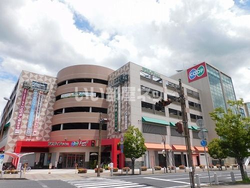 スーパー　生活協同組合コープこうべ コープ加西（スーパー）まで957m