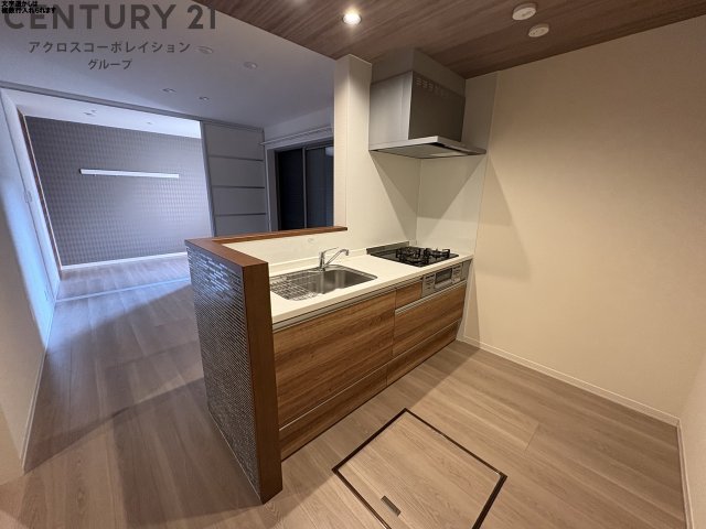 キッチン　ガスコンロ付きのシステムキッチンです♪