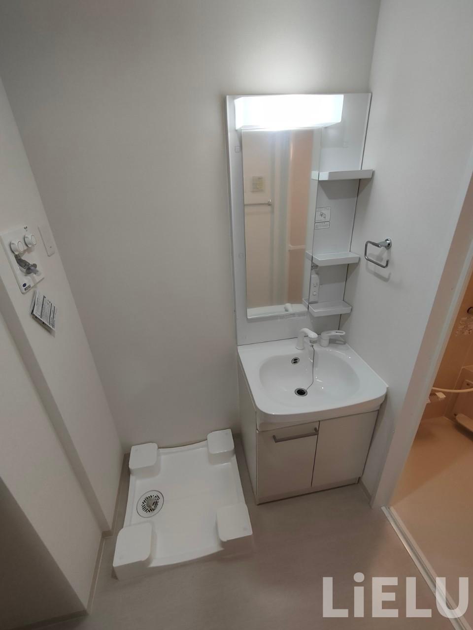 洗面設備　同シリーズ物件のモデルルームになります※現況優先