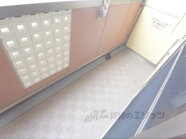 バルコニー　給湯器スイッチ